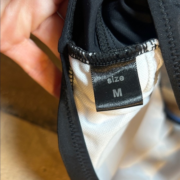 Colorful striped bathing suit top - Picture 3 of 4